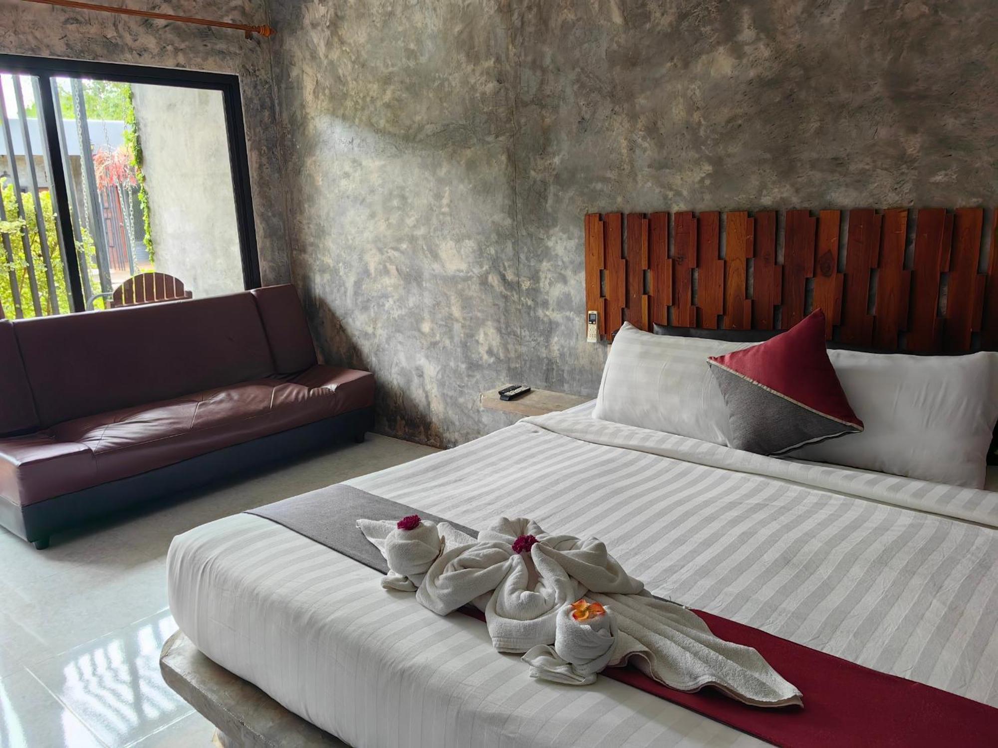 Keeree Loft Resort Thong Pha Phum Exteriör bild