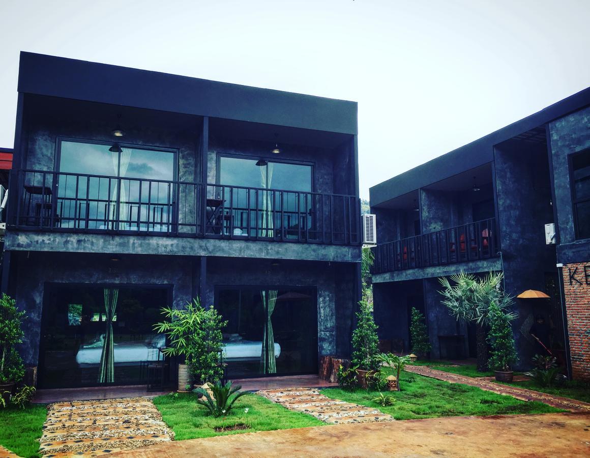 Keeree Loft Resort Thong Pha Phum Exteriör bild