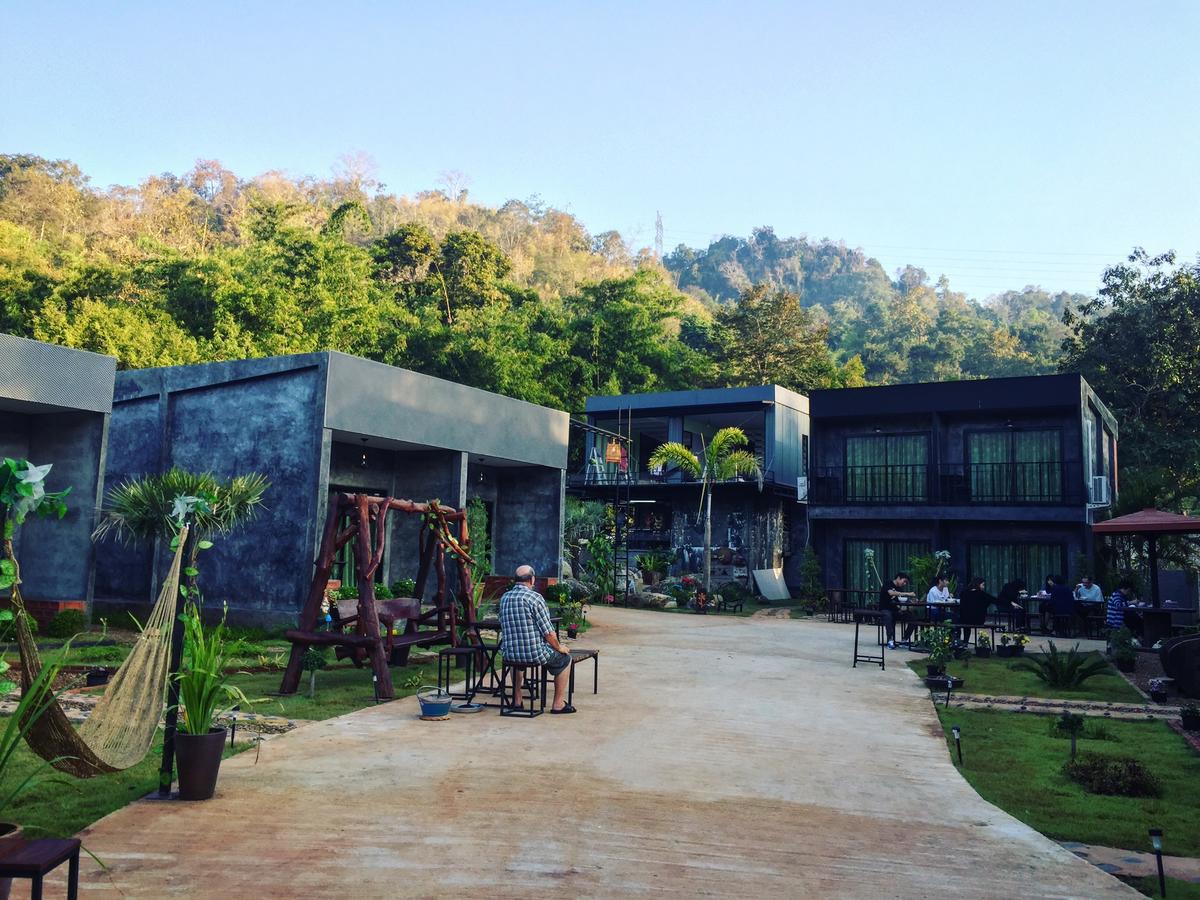 Keeree Loft Resort Thong Pha Phum Exteriör bild