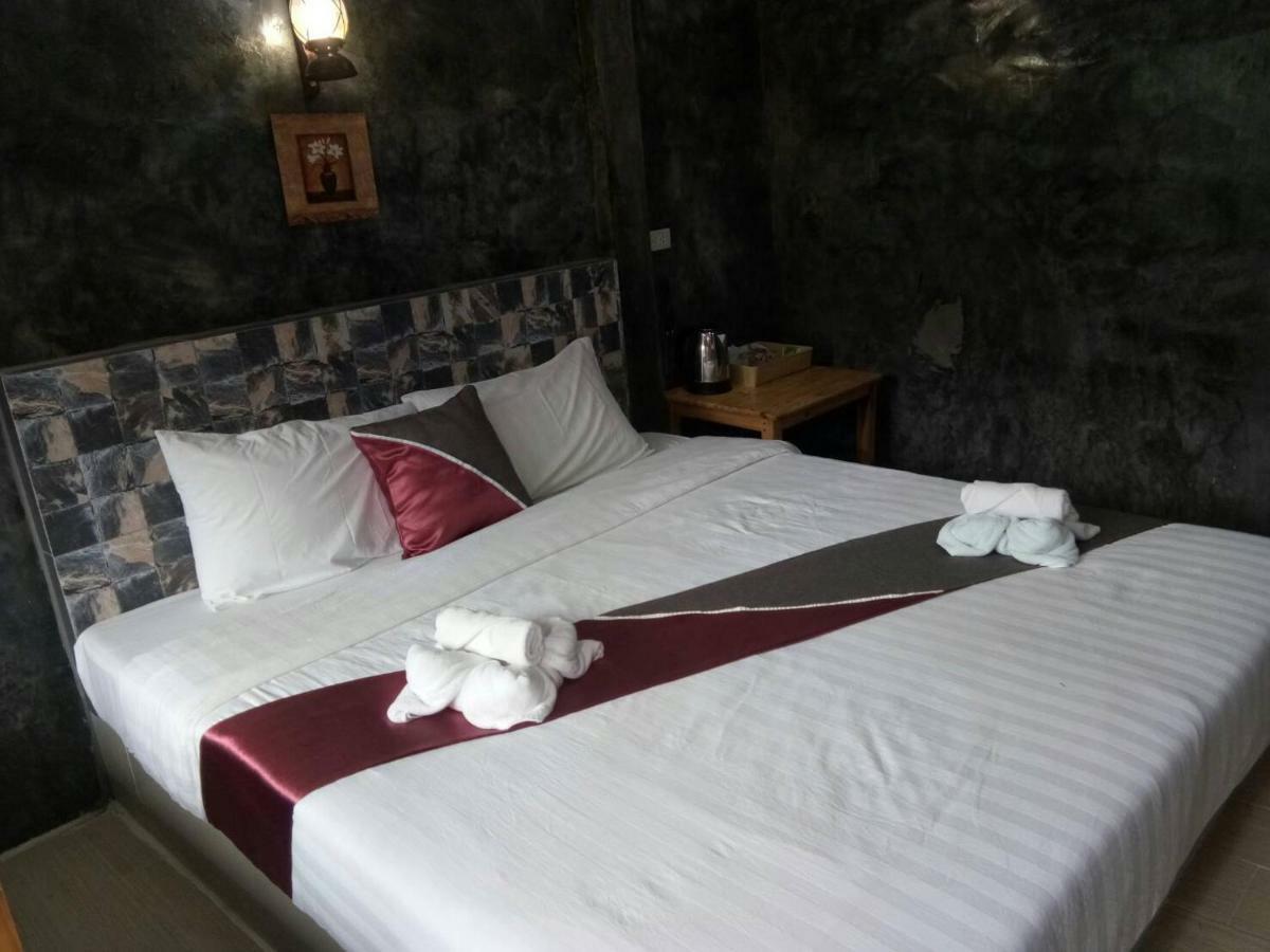 Keeree Loft Resort Thong Pha Phum Exteriör bild