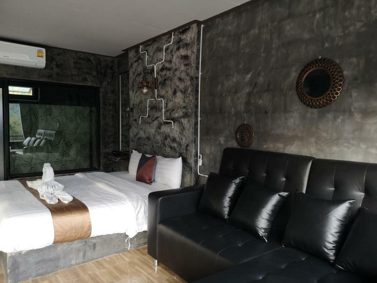 Keeree Loft Resort Thong Pha Phum Exteriör bild
