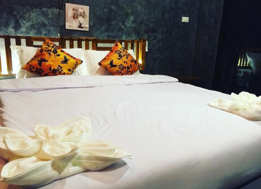 Keeree Loft Resort Thong Pha Phum Exteriör bild