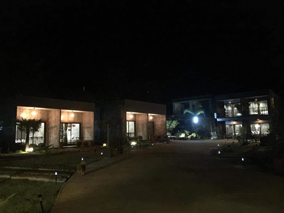 Keeree Loft Resort Thong Pha Phum Exteriör bild